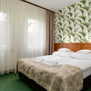 Hotel Zielony Отель